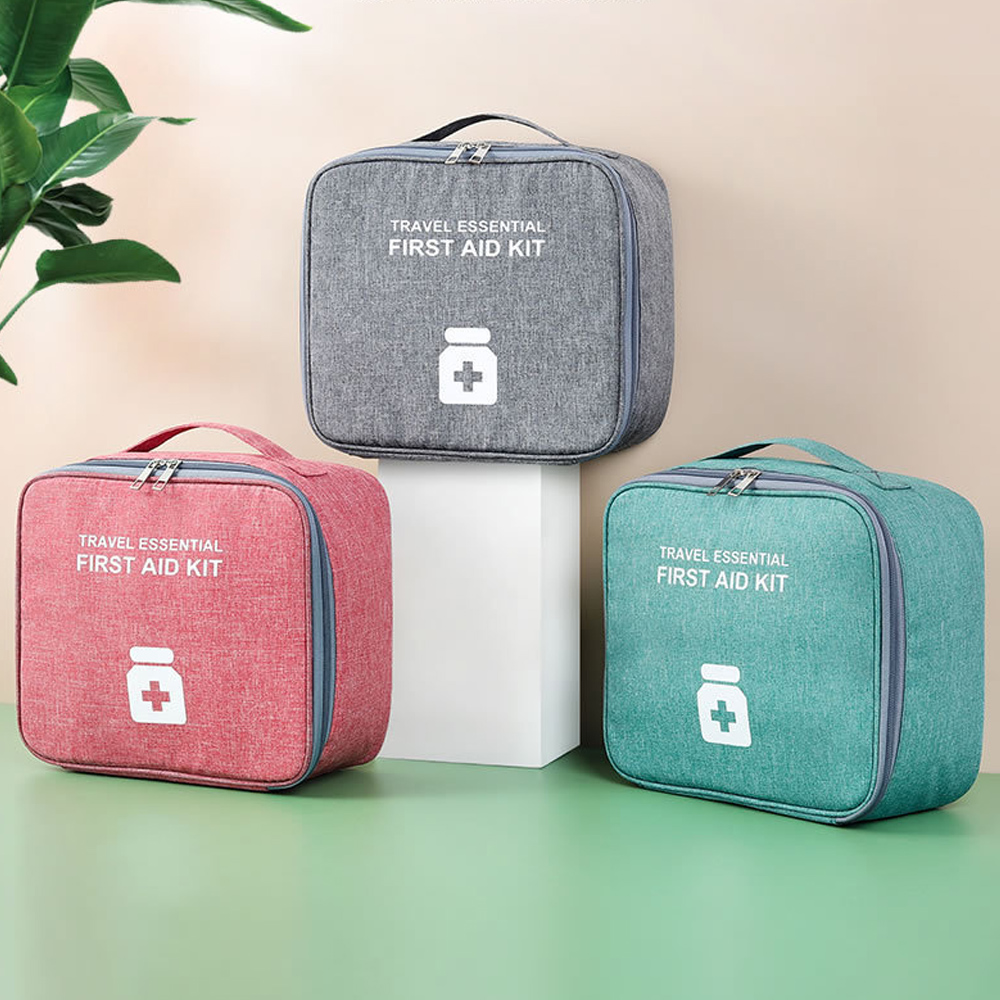 Kotak Obat Tebal Berkapasitas  - First Aid Bag Kit ulasan dan harga